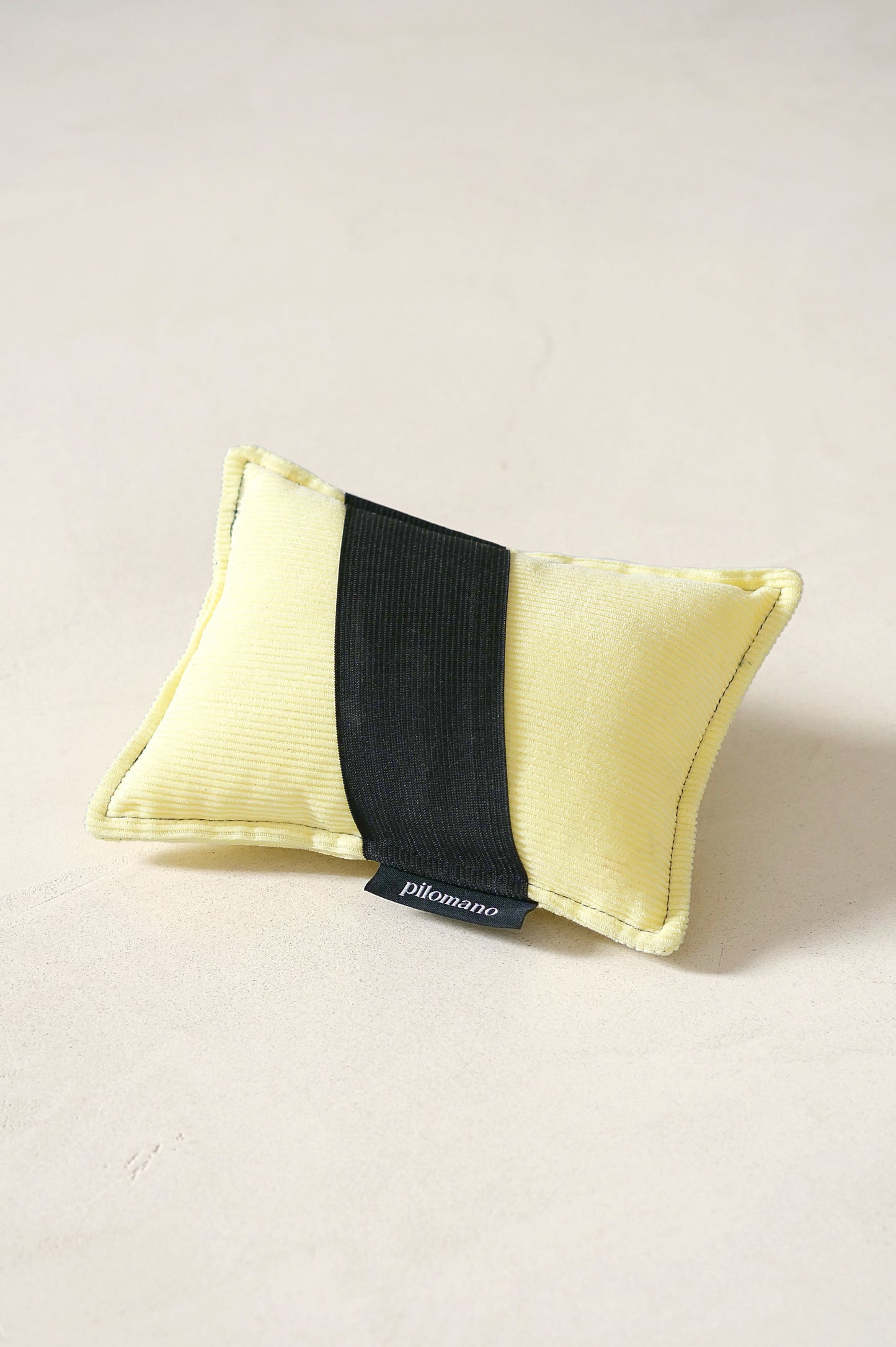 Le Velours Lemonade